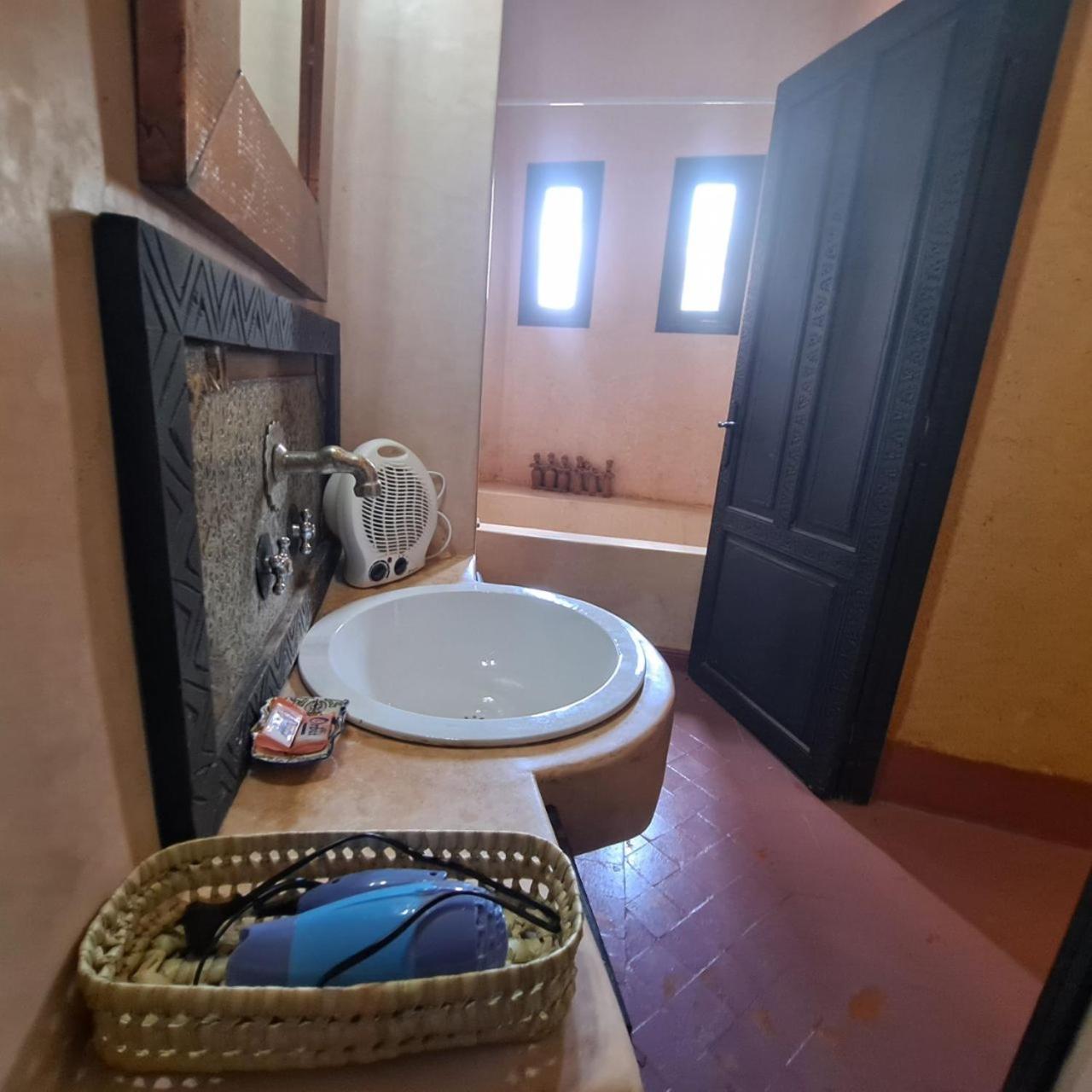 Riad Kasbah Omar Ourika Ngoại thất bức ảnh